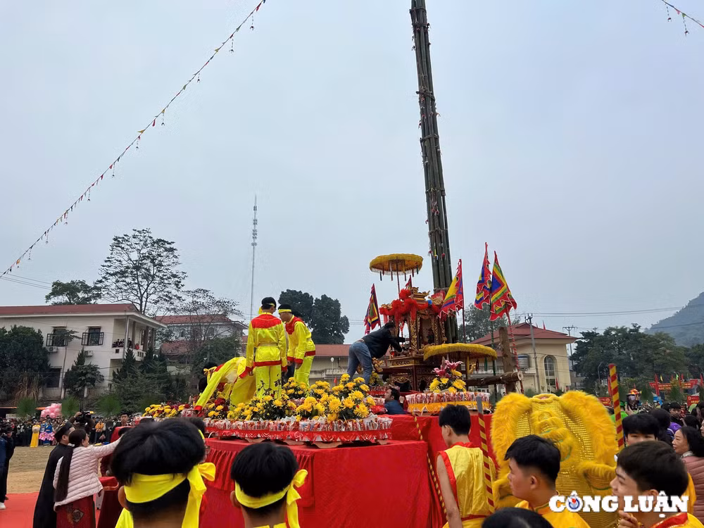 tung bung ngay hoi long tong ruoc loc dau nam tren dat tuyen quang hinh 8
