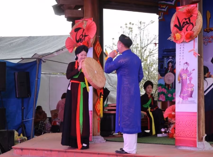 hang nghin du khach ve voi hoi lim xuan at ty hinh 2