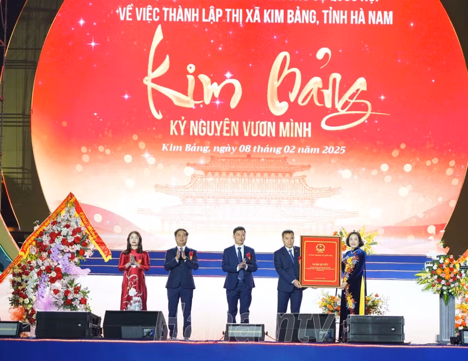 ha nam cong bo nghi quyet thanh lap thi xa kim bang hinh 1