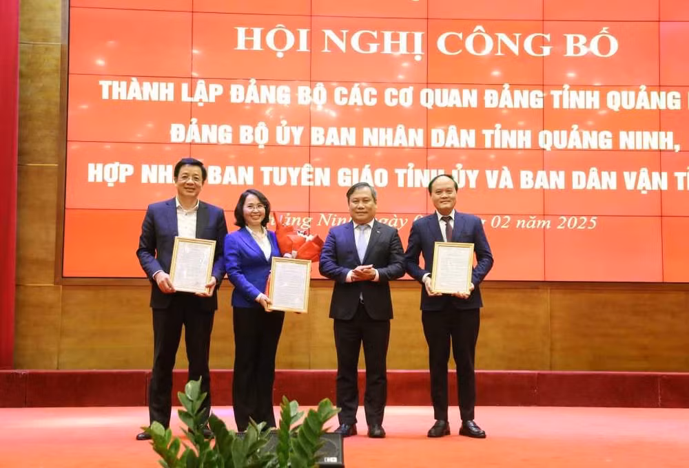 quang ninh thanh lap hop nhat cac dang bo don vi truc thuoc tinh uy hinh 1