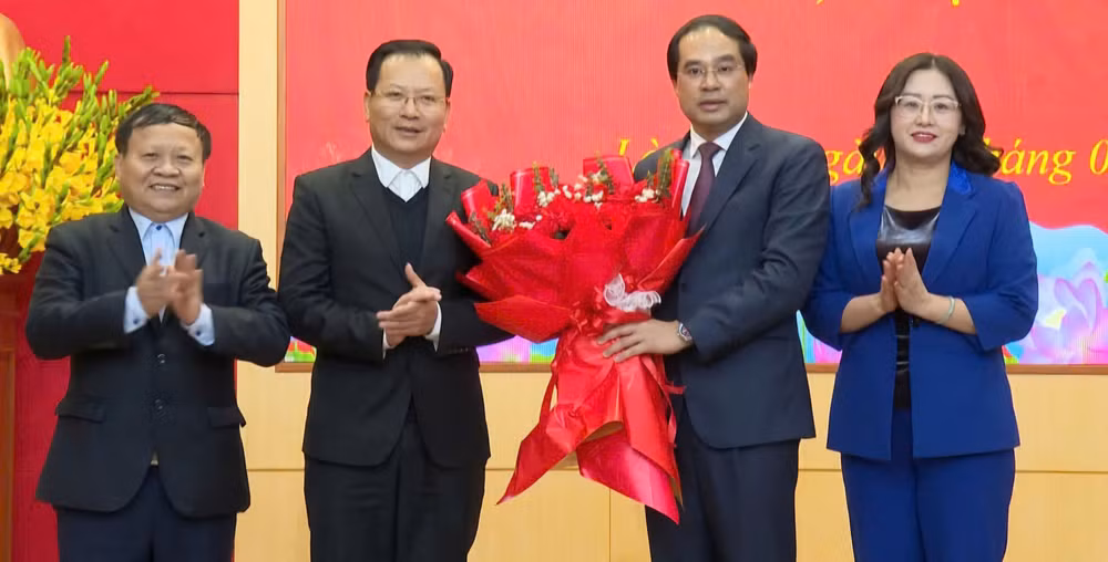 ong trinh xuan truong duoc bau lam bi thu tinh uy lao cai hinh 1