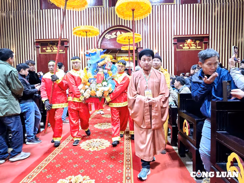quang ninh khai mac le hoi xuan yen tu hinh 3