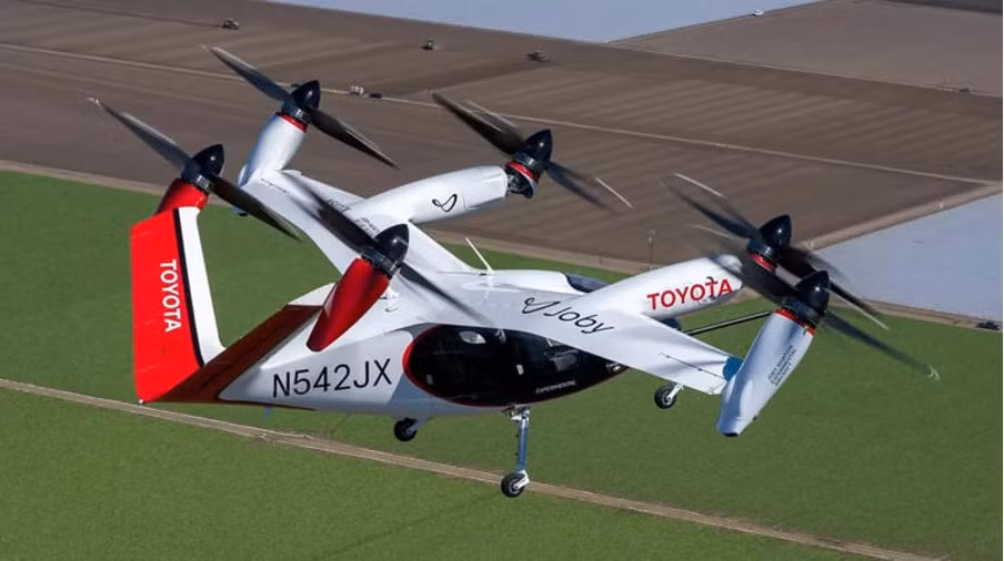 cuoc dua xe bay bmw toyota va boeing dang dan dau hinh 2