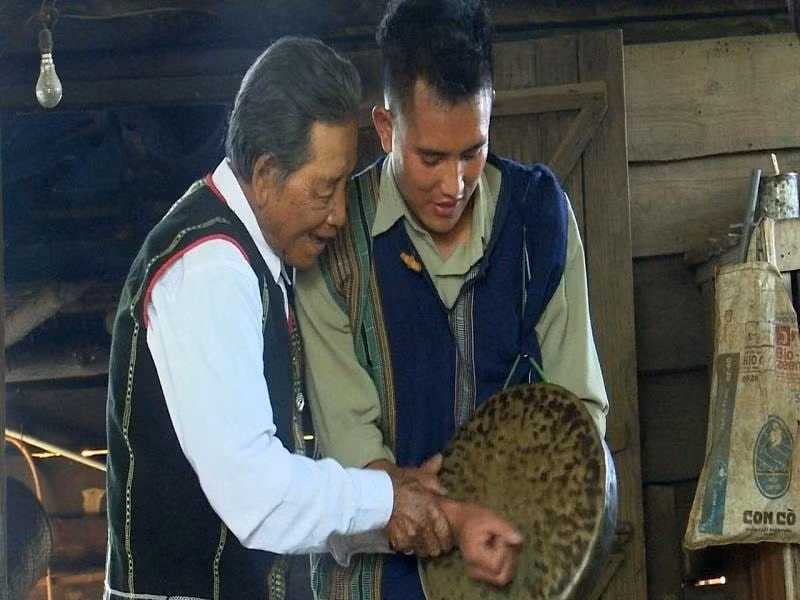 guong mat 6 nghe nhan nguoi dan toc thieu so cua lam dong vua duoc vinh danh hinh 5