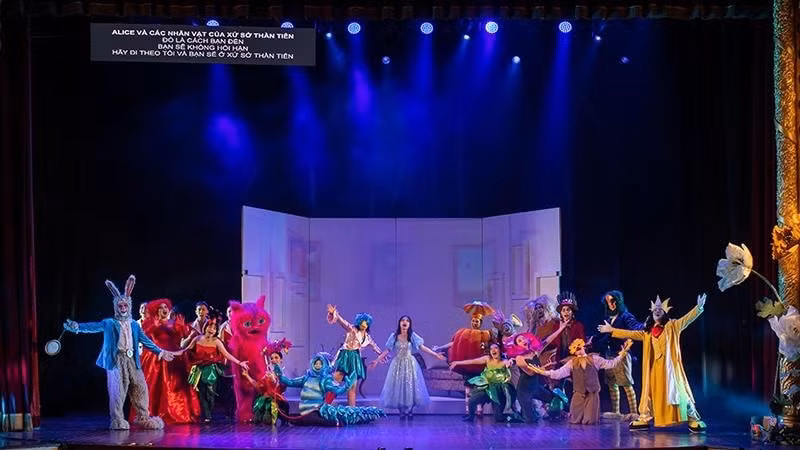 phieu cung alice o xu so than tien hinh 2