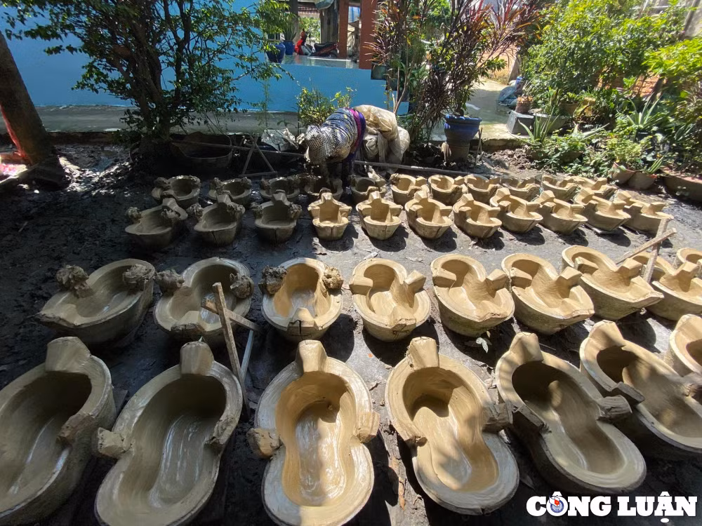 lang nghe duc lo bang dat set tai an giang noi lo bi mai mot hinh 7