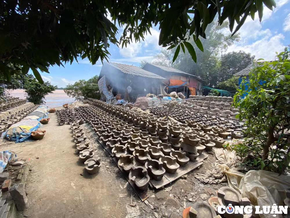 lang nghe duc lo bang dat set tai an giang noi lo bi mai mot hinh 1