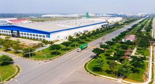 ceo cushman wakefield nam 2023 thi truong bat dong san cong nghiep tang truong lanh manh hinh 2
