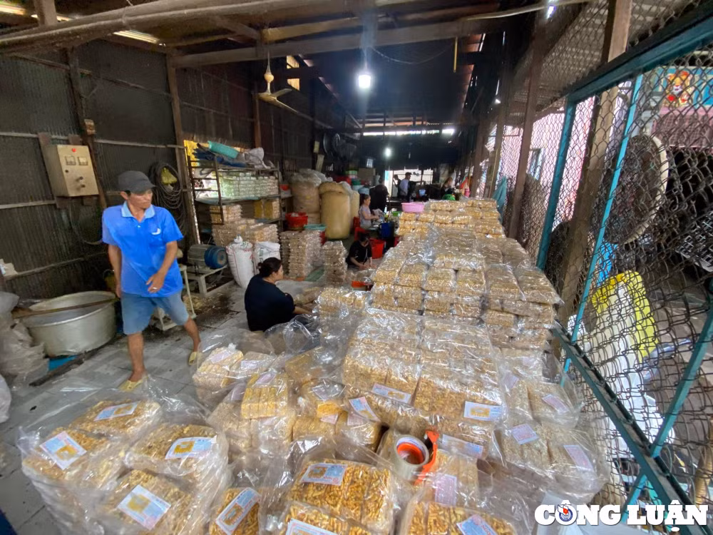 luu luyen huong thom o lang banh com an giang hinh 2