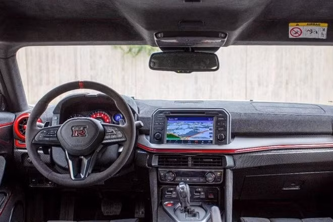 nissan gt r50 duoc rao ban du kien thu ve hon 1 trieu usd hinh 10