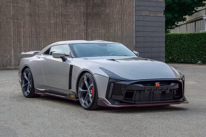 nissan gt r50 duoc rao ban du kien thu ve hon 1 trieu usd hinh 1