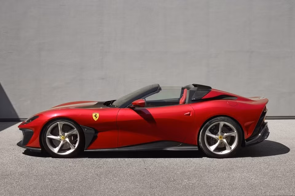 can canh sieu xe ferrari sp51 doc nhat the gioi hinh 6