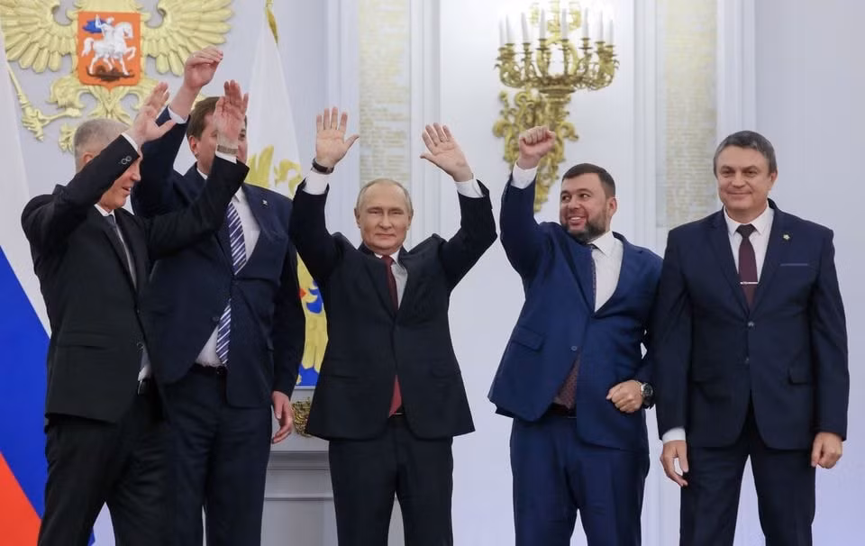 tong thong putin sap nhap cac vung lanh tho cua ukraine vao nga hinh 2