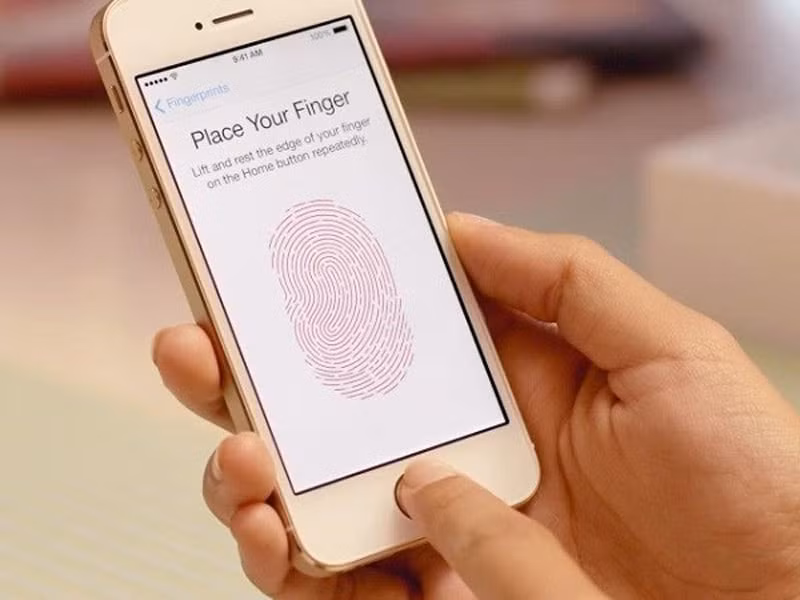 cam bien van tay touch id chua the trang bi tren iphone hinh 1