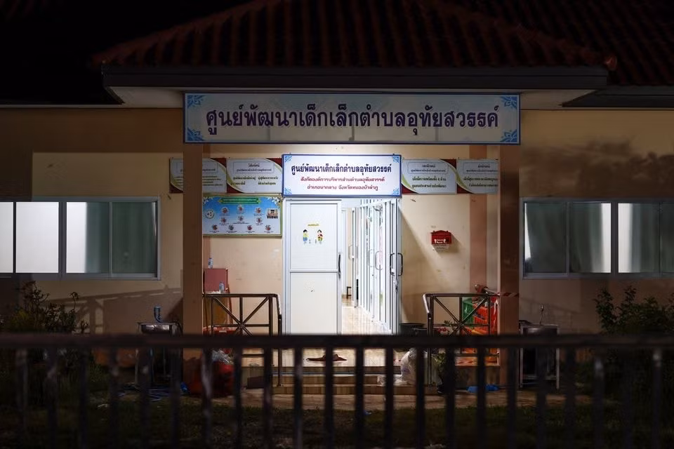 nhung dua tre van dang ngu thai lan bay to su xot thuong trong vu xa sung nha tre hinh 3