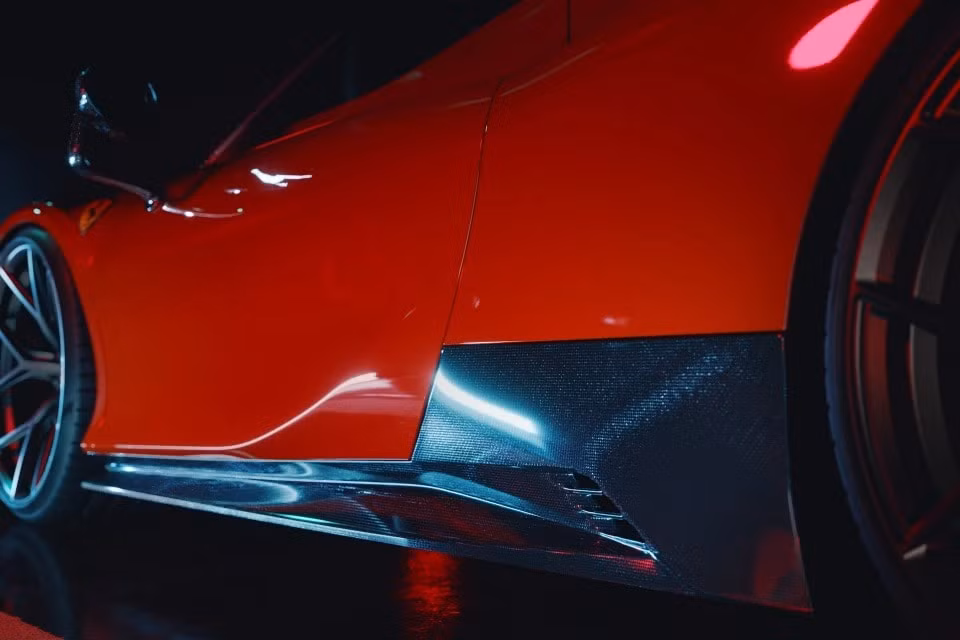 ngam sieu xe ferrari sf90 voi goi do carbon tri gia 90000 usd hinh 5