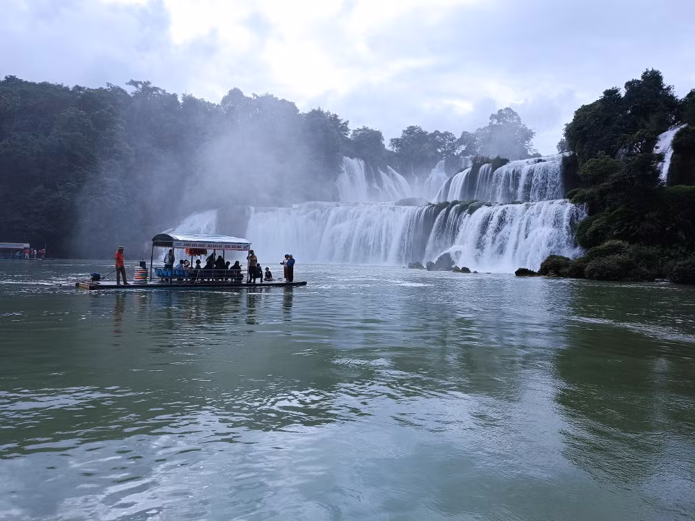 thac ban gioc vao mua le hoi hinh 8