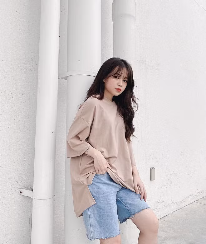 Thanh Thủy nổi tiếng mạng xã hội với tài khoản hàng trăm nghìn lượt theo dõi. Ảnh: TL
