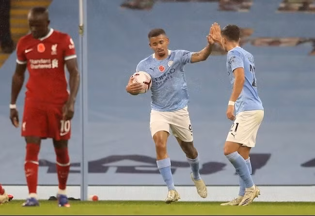 Gabriel Jesus gỡ hòa 1-1 cho Man City. Ảnh: bongda24h.vn