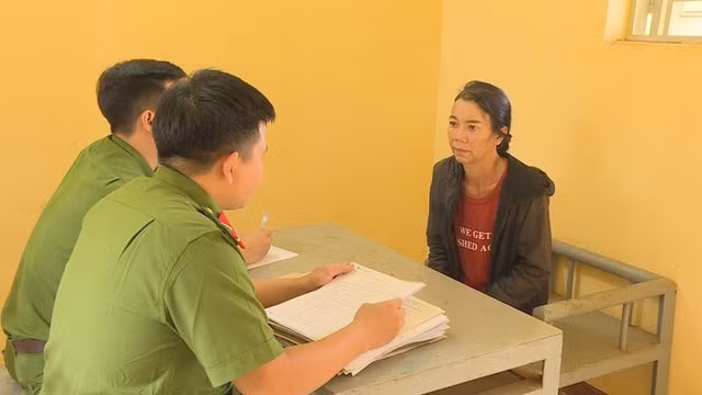 Bà H Ngơm Bdap bị bắt giữ tại cơ quan công an. Ảnh: nld.vn