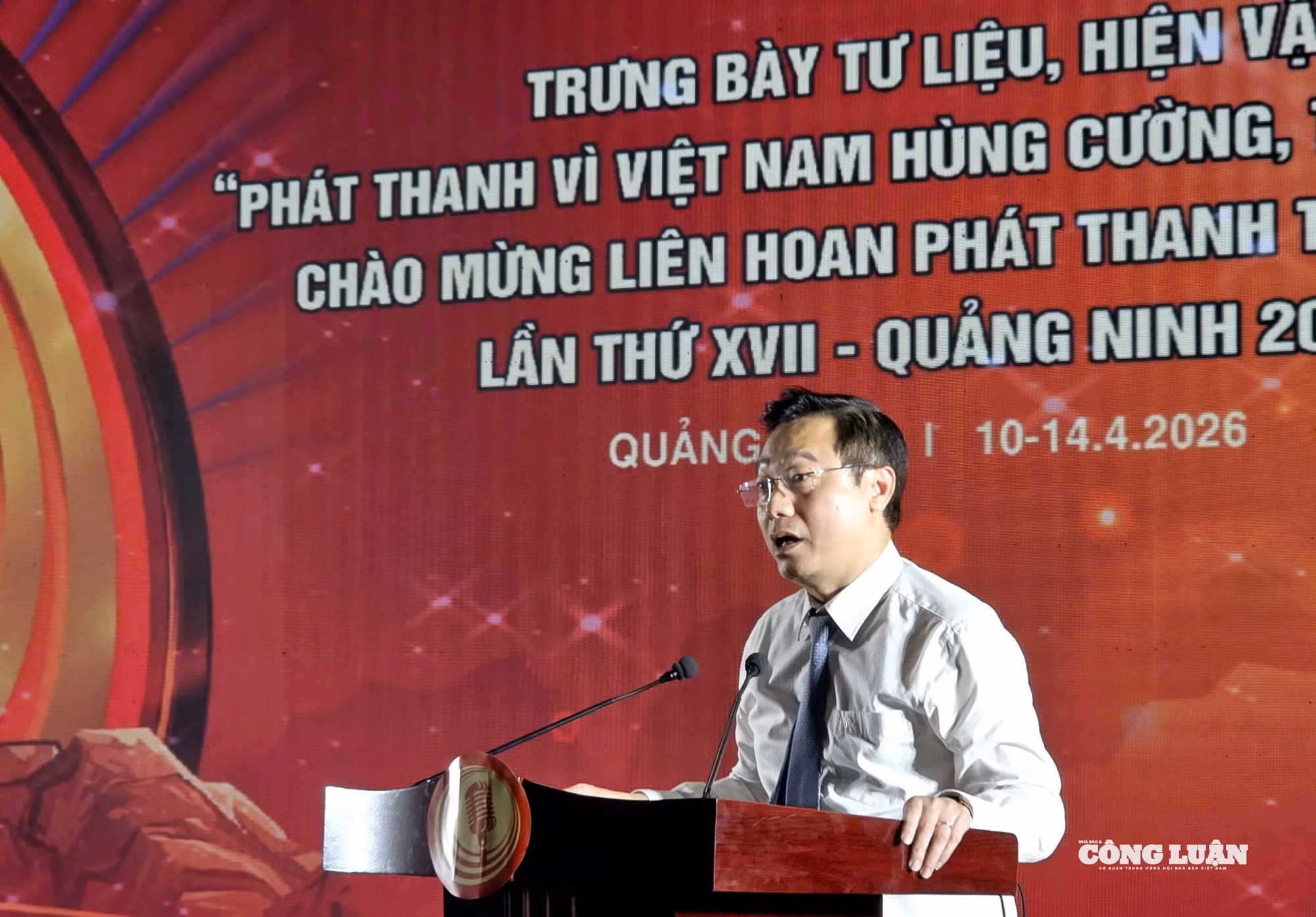 6-khong-gian-trung-bay-tu-lieu-hien-vat.jpg
