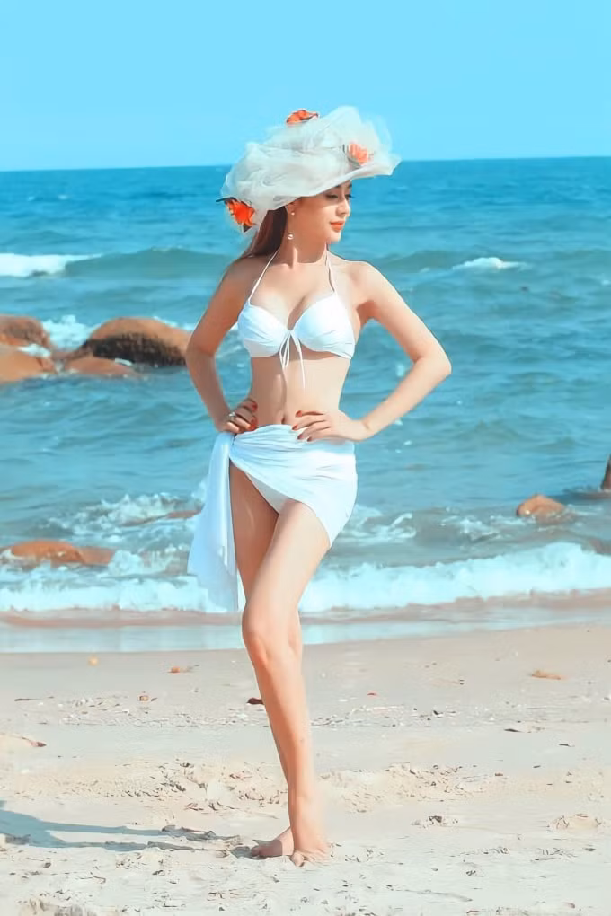 nhan sac nong bong cua nhung my nhan chuyen gioi dinh dam nhat showbiz viet hinh 1