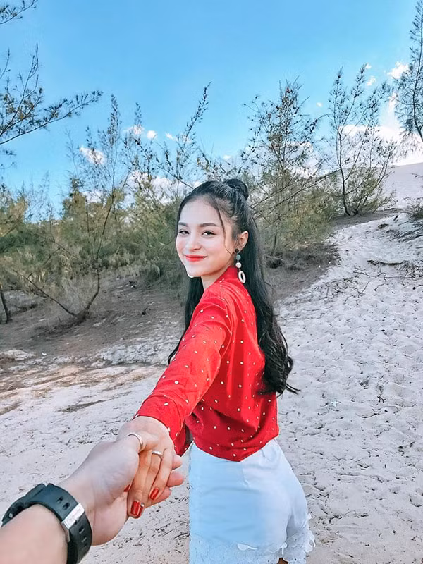 nhan sac tre trung xinh dep cua 2 co vo nam tao bac dau the he moi hinh 2
