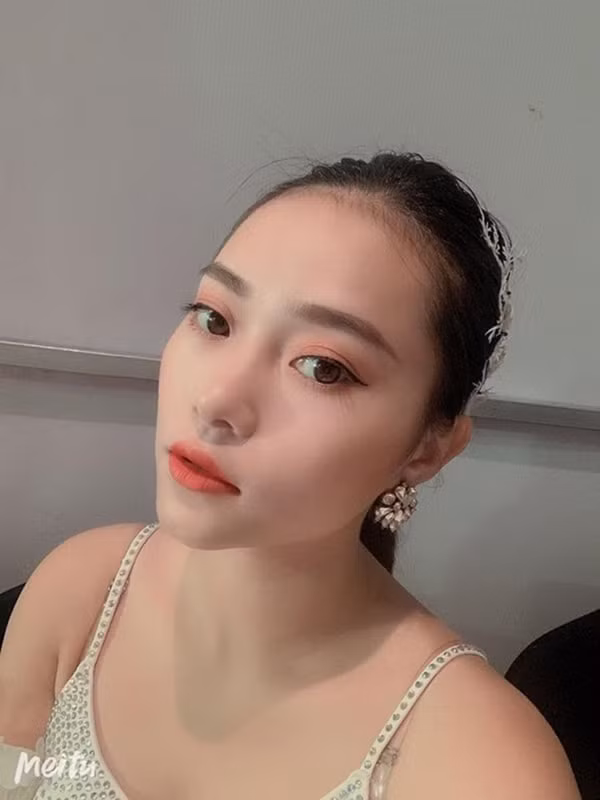 nhan sac tre trung xinh dep cua 2 co vo nam tao bac dau the he moi hinh 8
