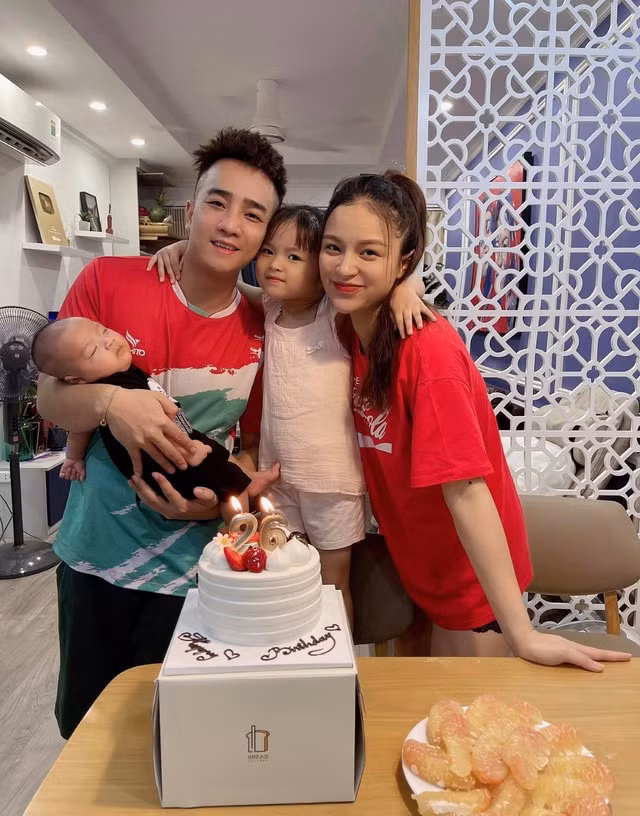 nhan sac tre trung xinh dep cua 2 co vo nam tao bac dau the he moi hinh 6
