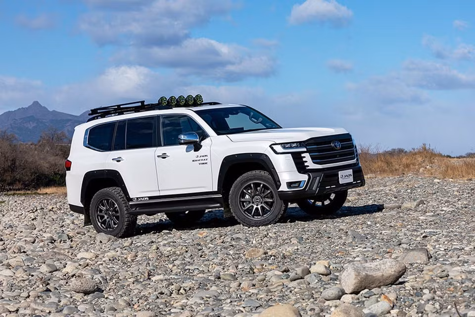 toyota land cruiser duoc tang kha nang off road voi ban do moi hinh 3