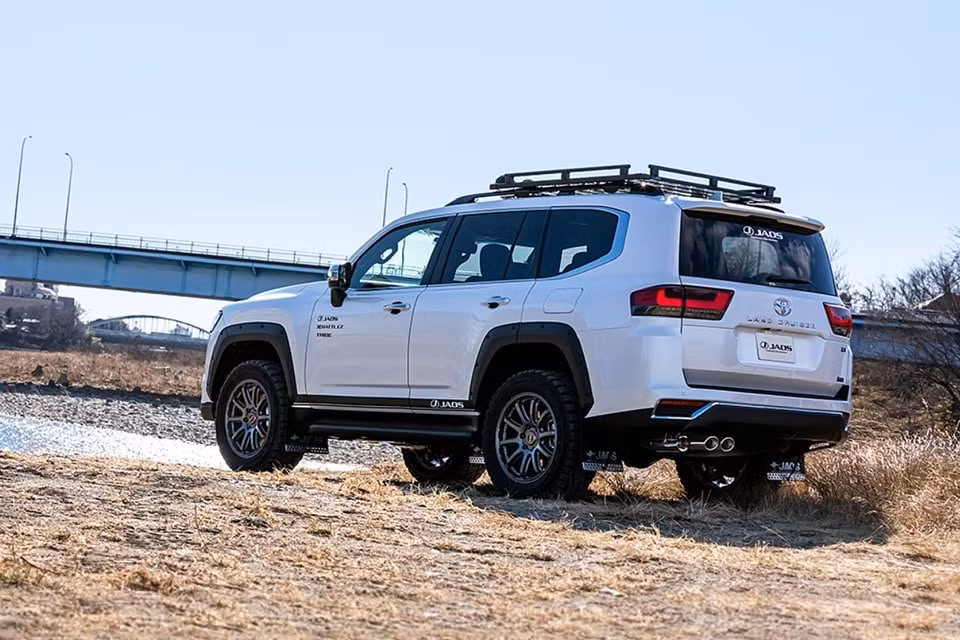 toyota land cruiser duoc tang kha nang off road voi ban do moi hinh 4