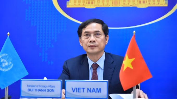bo ngoai giao thong tin ve tinh hinh suc khoe cua bo truong bui thanh son hinh 1