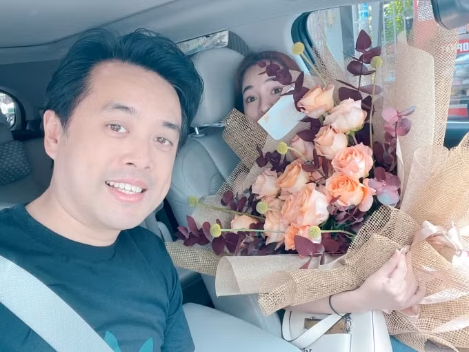 sao viet hao huc khoe qua lang man ngay valentine hinh 4