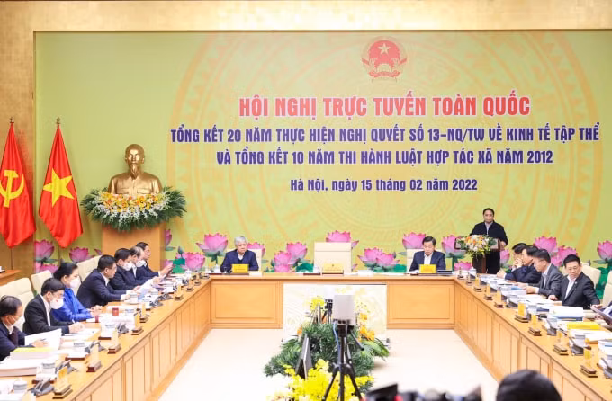 thu tuong chu tri hoi nghi truc tuyen toan quoc ve kinh te tap the hop tac xa hinh 1