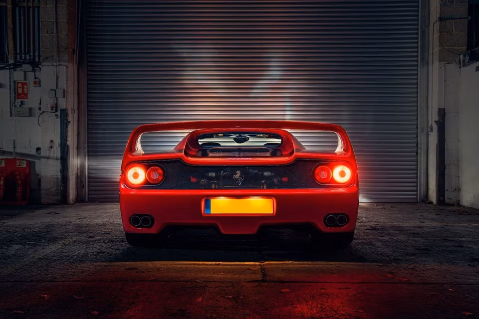 ferrari f50 hang hiem voi tay lai nghich duoc rao ban dau gia hinh 4