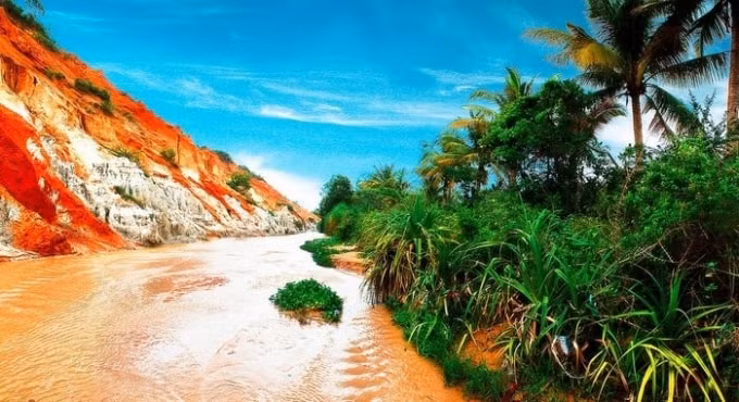 nhung con suoi dep nhat o viet nam chi ngam da me hinh 5