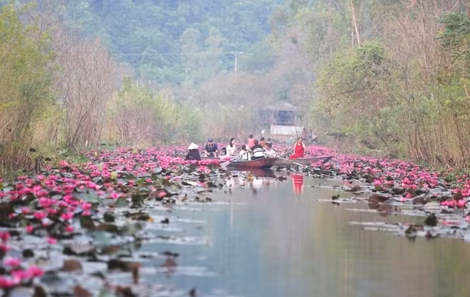 nhung con suoi dep nhat o viet nam chi ngam da me hinh 1