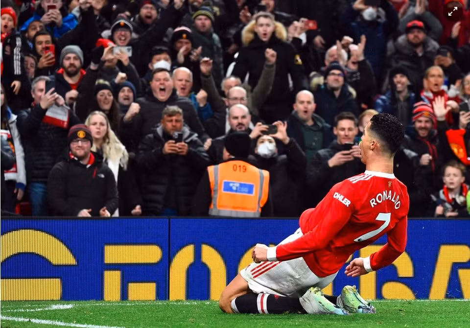 ronaldo toa sang giup man utd thang 2 0 brighton hinh 8