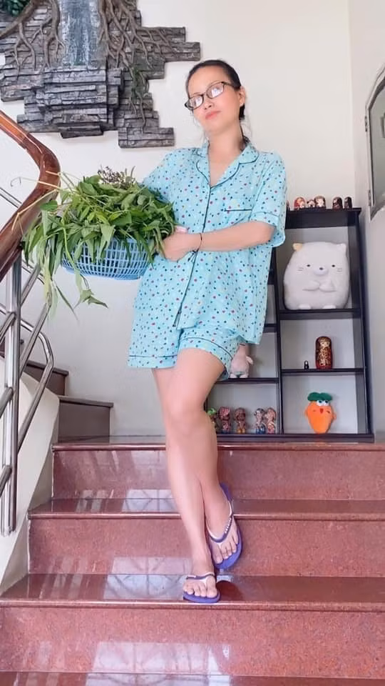 cuoc song hanh phuc va vien man cung gia dinh cua nu ca si cam ly hinh 3