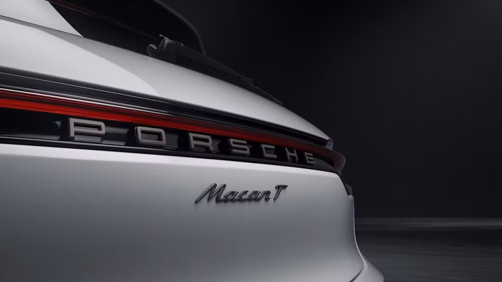 porsche macan t 2023 lo dien hinh 3