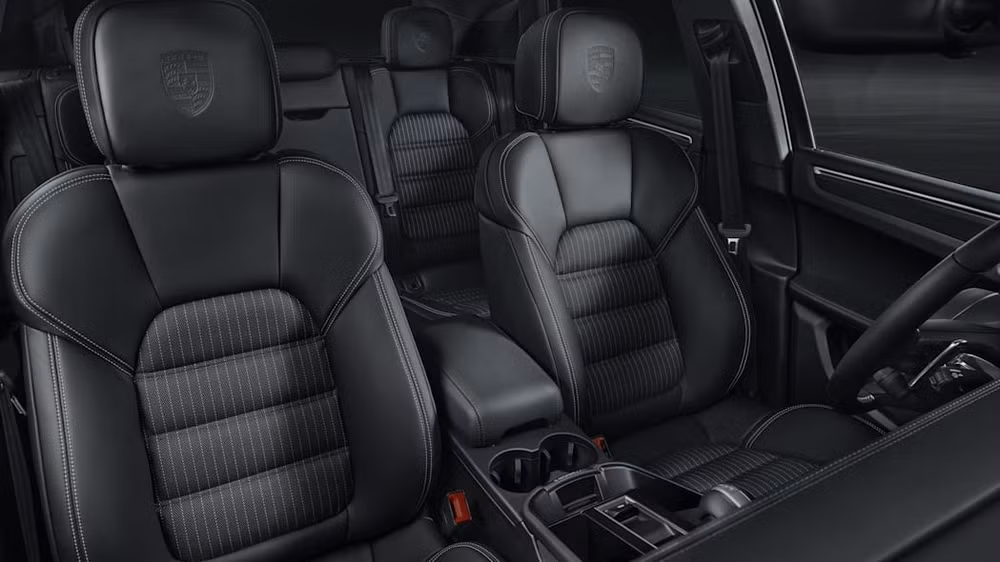 porsche macan t 2023 lo dien hinh 4