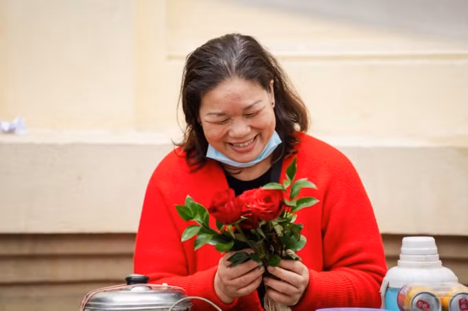 valentine 2022 man to tinh an tuong nhat the gioi vua dien ra tai ha noi voi 99999 bong hong hinh 10