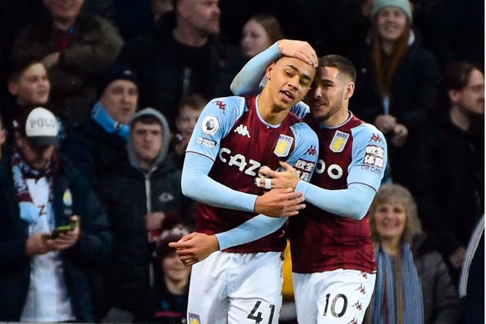 coutinho toa sang aston villa van khong the danh bai leeds hinh 6