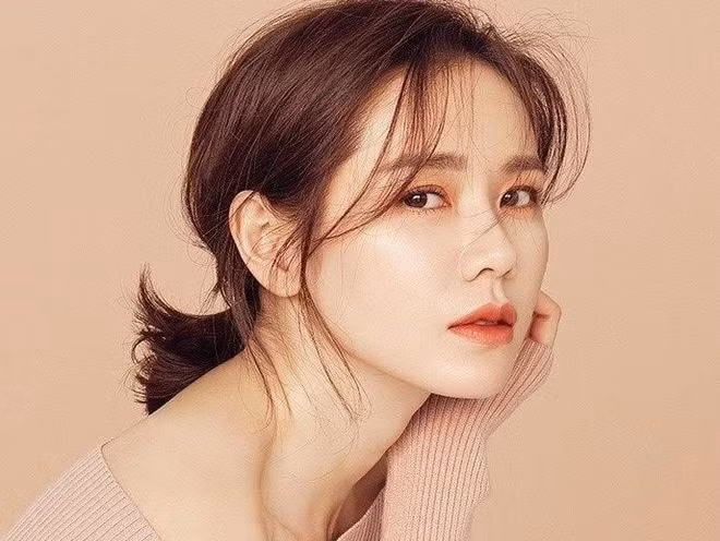 hyun bin va son ye jin sap ket hon hinh 6