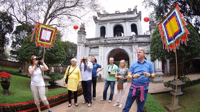 ha noi vach ro lo trinh mo cua phuc hoi du lich hinh 1