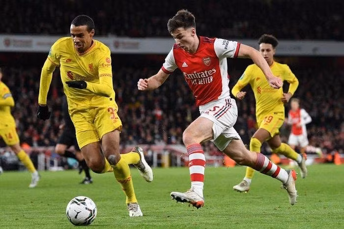 btc ngoai hang anh chot lich thi dau tran arsenal vs liverpool hinh 1