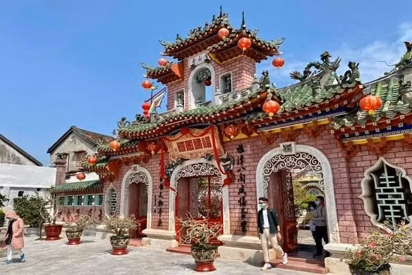 hoi an tat bat chuan bi don khach quoc te tro lai hinh 4