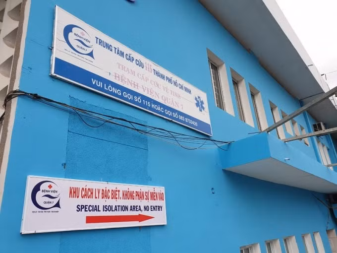 TP. HCM cách ly 11 người liên quan đến bệnh nhân thứ 17 nhiễm SARS-CoV-2.
