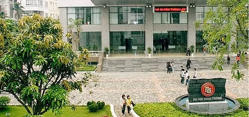 Điều tra vụ Đại học Ngoại thương để ngoài sổ sách hàng trăm ngàn USD. Ảnh: FTU