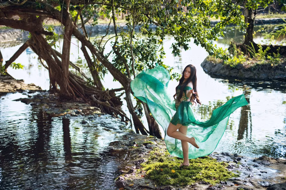 hoa hau bella vu va nhung chuyen thien nguyen truoc ngay len duong sang dubai hinh 4